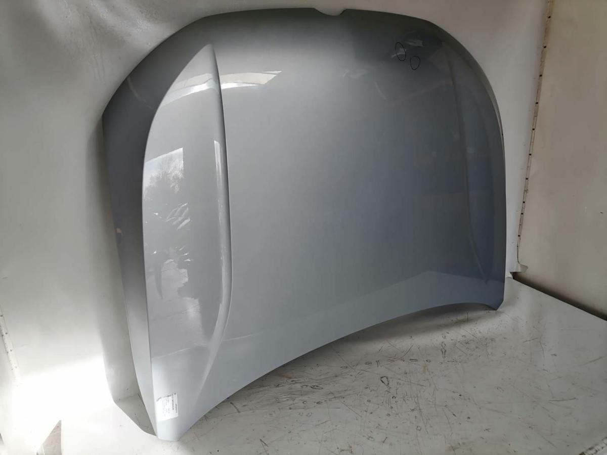 VW Passat B9 original Motorhaube LM7P Oyster Silver Bj.2024